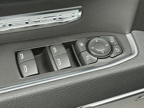 New 2026 GMC Sierra 1500 Denali AWD/4WD image 11