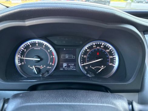 Used 2015 Toyota Highlander Plus AWD/4WD image 19