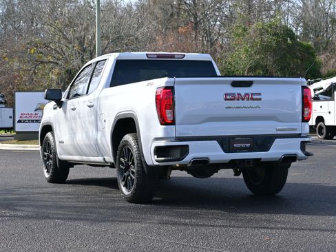 Used 2020 GMC Sierra 1500 Elevation w/ Elevation Value Package image 3