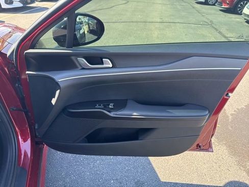 Used 2024 Kia K5 GT-Line image 47