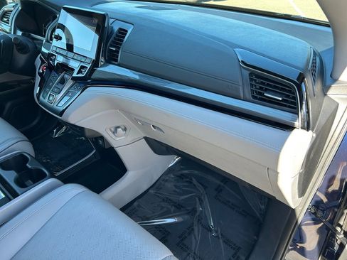 Used 2024 Honda Odyssey Elite image 27