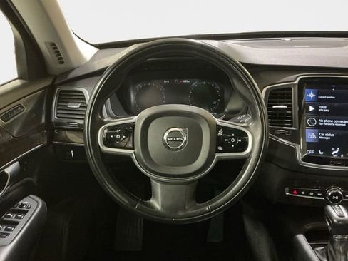 Used 2019 Volvo XC90 T5 Momentum w/ Multimedia Package image 13