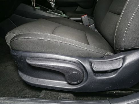 Used 2020 Kia Forte LXS FWD image 32