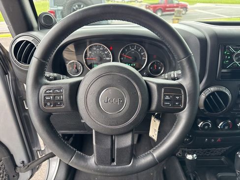 Used 2014 Jeep Wrangler Unlimited Sport w/ Quick Order Package 24S AWD/4WD image 37