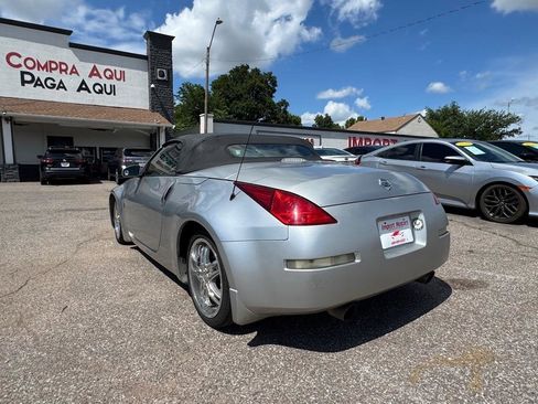 Used 2004 Nissan 350Z Touring RWD image 8