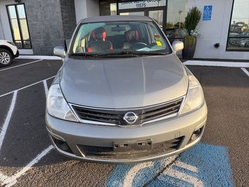 Used 2010 Nissan Versa 1.8 S w/ PWR Plus Pkg FWD image 2