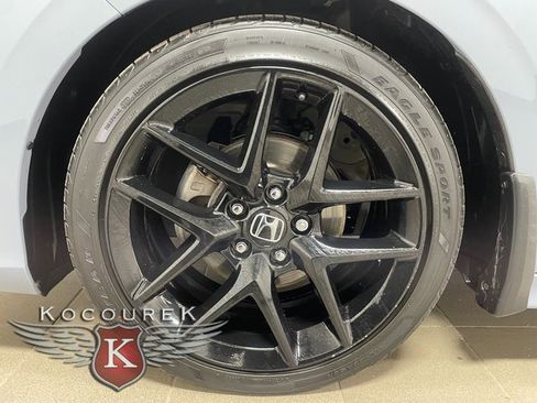 Used 2022 Honda Civic Sport image 7