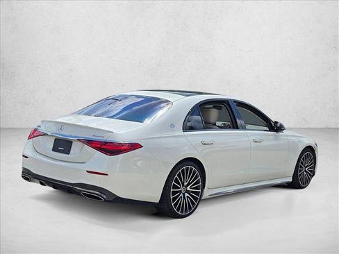 Used 2023 Mercedes-Benz S 500 4MATIC image 5