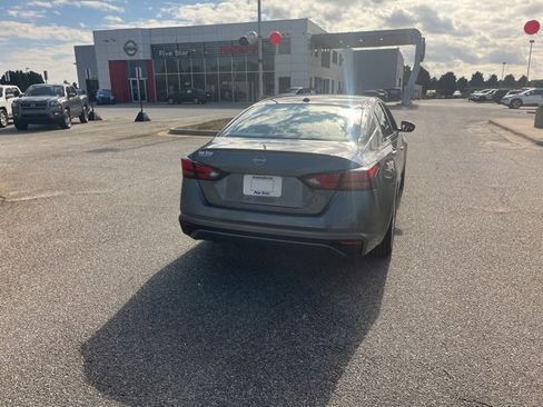 New 2025 Nissan Altima 2.5 S image 10