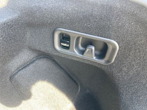 Used 2024 Mercedes-Benz E 450 4MATIC Sedan image 29