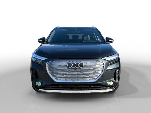Used 2023 Audi Q4 e-tron Premium Plus w/ Premium Plus image 8