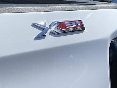 Used 2021 GMC Sierra 1500 4x4 Crew Cab w/ Sierra Value Package image 11