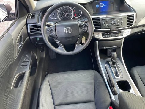 Used 2014 Honda Accord LX image 2