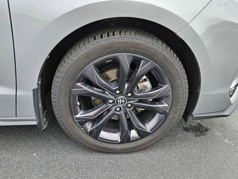 Used 2022 Toyota Sienna XSE image 16