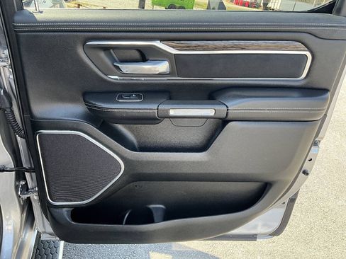 Used 2019 RAM 1500 Laramie AWD/4WD image 24