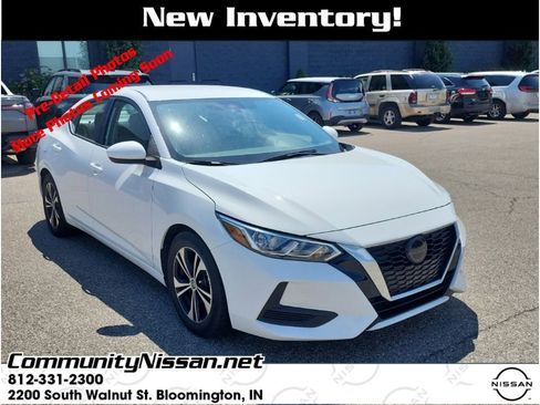 Used 2022 Nissan Sentra SV FWD image 1