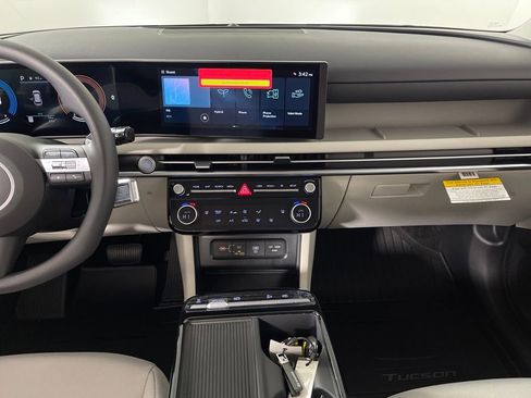 New 2026 Hyundai Tucson SEL image 16