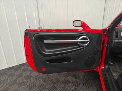 Used 2003 Chevrolet SSR w/ Preferred Equipment Group RWD image 26
