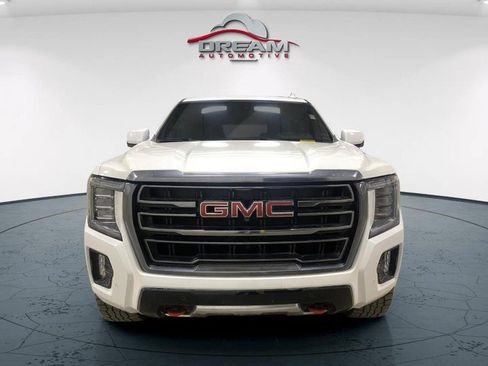 Used 2022 GMC Yukon AT4 w/ AT4 Premium Plus Package AWD/4WD image 3
