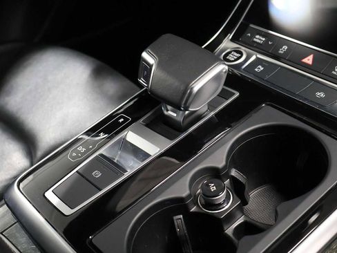 Used 2021 Audi Q8 Premium Plus w/ Premium Plus Package AWD/4WD image 19