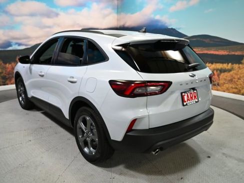 Used 2025 Ford Escape ST-Line image 11