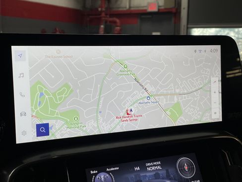 Used 2025 Lexus LX 700h Overtrail image 34