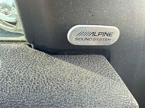 Used 2020 Dodge Charger R/T w/ Navigation & Travel Group image 9