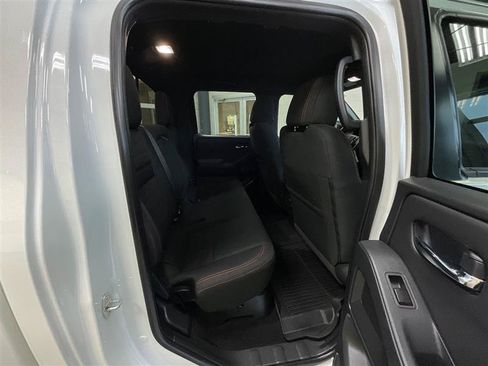 Used 2022 Nissan Frontier Pro-X RWD image 29