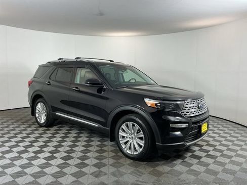Used 2022 Ford Explorer Limited AWD/4WD image 3