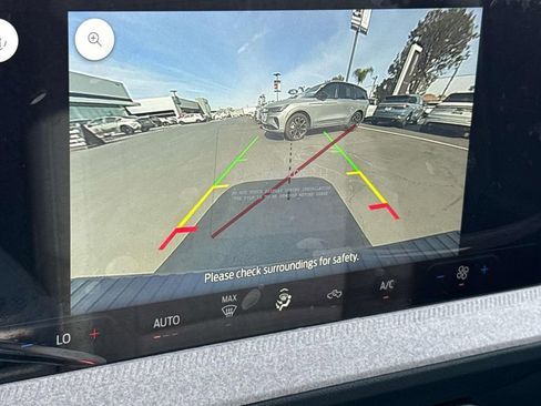 Used 2025 Ford Maverick XLT w/ Equipment Group 302A image 27