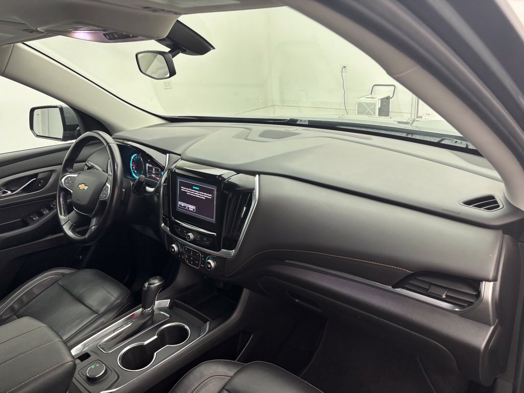 Used 2019 Chevrolet Traverse LT FWD image 31