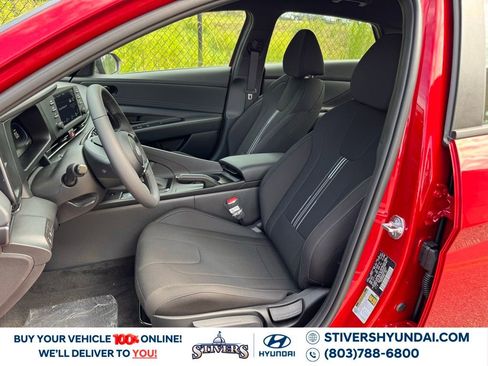 Certified 2025 Hyundai Elantra Sport image 16