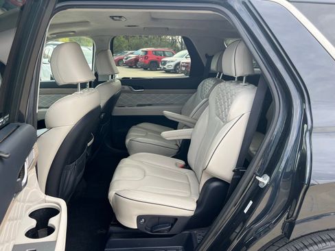 Used 2022 Hyundai Palisade Calligraphy w/ Cargo Package image 20