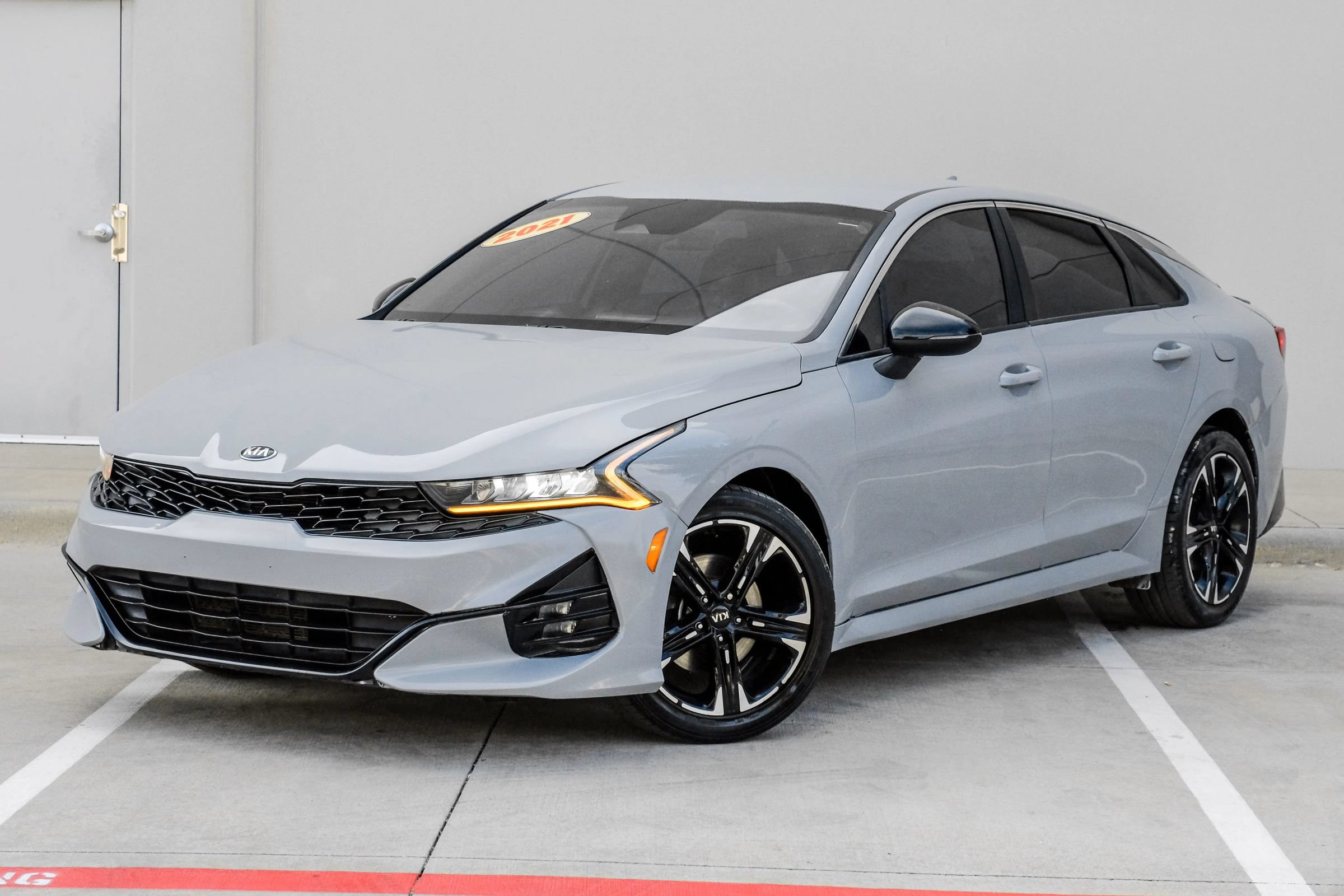 Used 2021 Kia K5 GT-Line FWD image 12