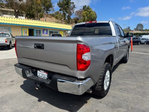 Used 2014 Toyota Tundra SR5 w/ SR5 Upgrade Package RWD image 7
