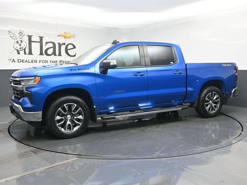 Used 2023 Chevrolet Silverado 1500 LT AWD/4WD image 30