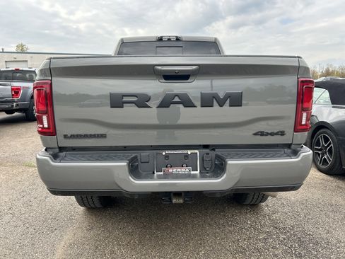 Used 2025 RAM 2500 Laramie w/ Night Edition AWD/4WD image 4