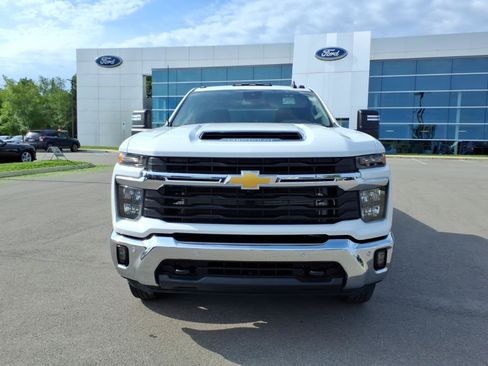 Used 2025 Chevrolet Silverado 3500 LT w/ Safety Package AWD/4WD image 8