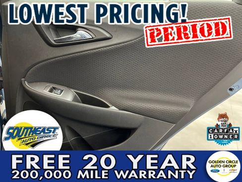 Used 2025 Chevrolet Malibu LT image 17