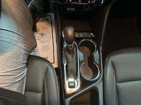 Used 2024 Buick Encore GX Sport Touring w/ Experience Buick Package image 12