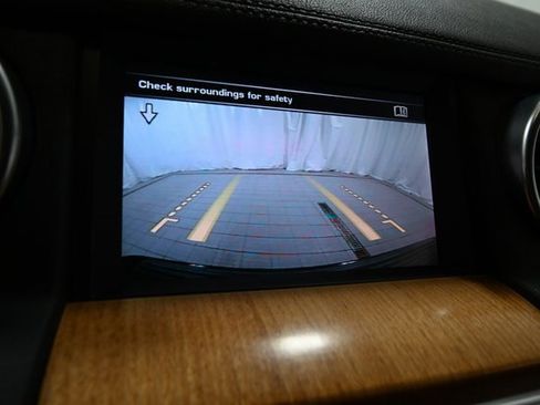 Used 2016 Land Rover LR4 HSE Silver Edition image 6