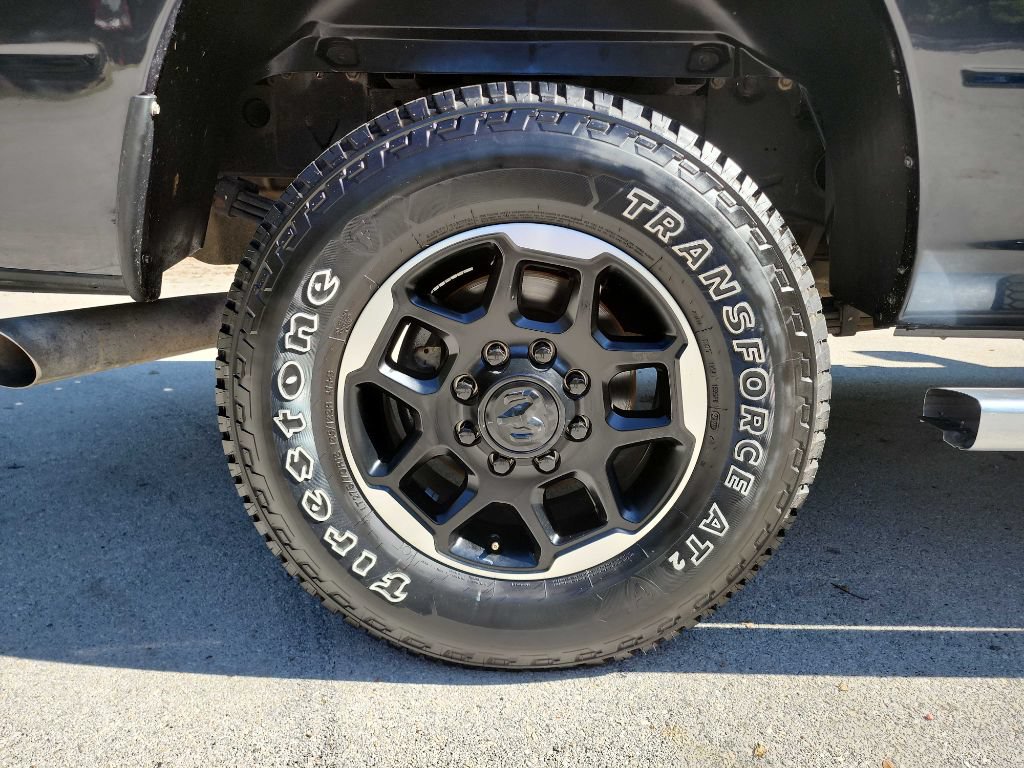 Used 2018 RAM 3500 Tradesman w/ Chrome Appearance Group AWD/4WD image 9