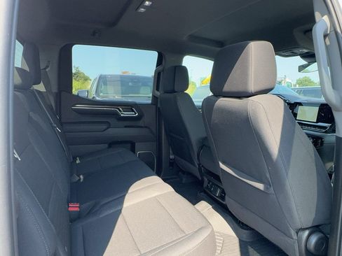 Certified 2024 Chevrolet Silverado 1500 LT AWD/4WD image 10