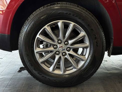 Used 2024 Buick Enclave Premium image 41