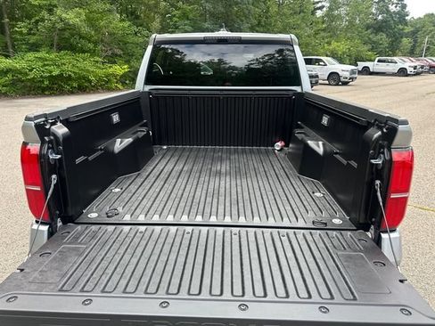 New 2026 Toyota Tacoma TRD Off-Road AWD/4WD image 11