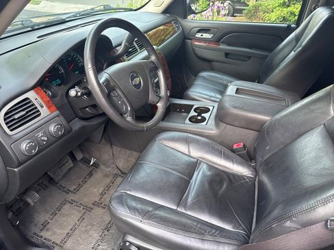 Used 2010 Chevrolet Tahoe LT w/ Regional Value Package AWD/4WD image 71