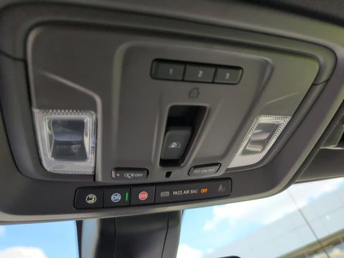 Used 2021 GMC Sierra 1500 SLT w/ SLT Premium Plus Package image 33