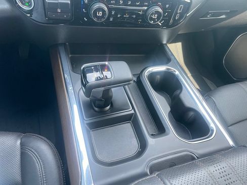 Used 2023 Chevrolet Silverado 1500 High Country w/ Technology Package AWD/4WD image 12