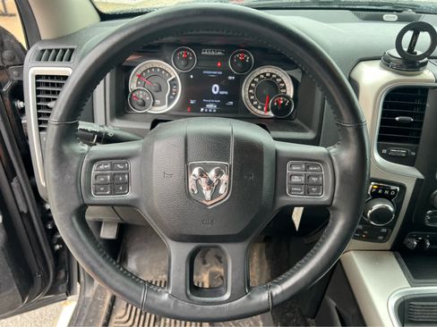 Used 2015 RAM 1500 Big Horn AWD/4WD image 17
