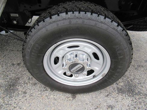 Used 2019 Ford F250 XL w/ XL Value Package image 12